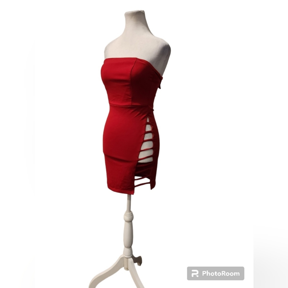 Red Mini Bodycon Strapless Dress with Slit at Front